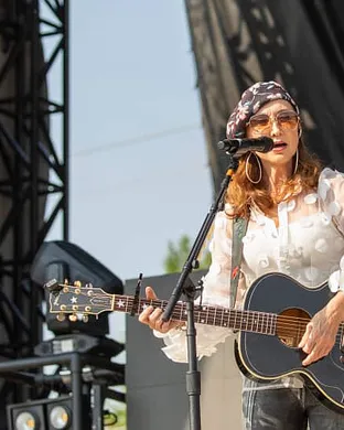 Pam Tillis Petaluma