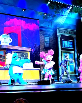Sesame Street Live: Elmo's Got The Moves